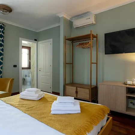 Pavean 4*